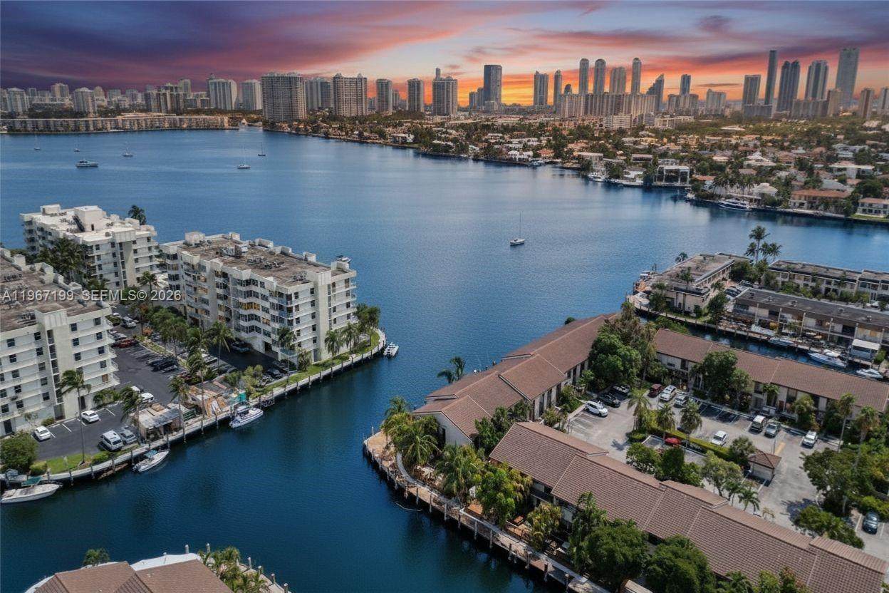 https://bt-photos.global.ssl.fastly.net/miami/orig_boomver_7_A11967199-2.jpg