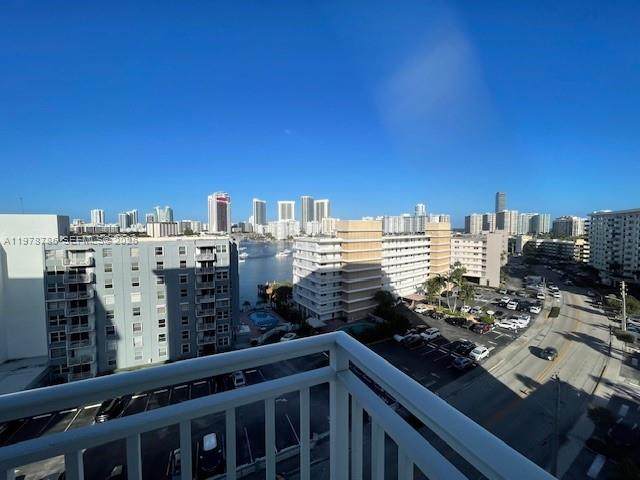 https://bt-photos.global.ssl.fastly.net/miami/1280_boomver_4_A11978786-2.jpg