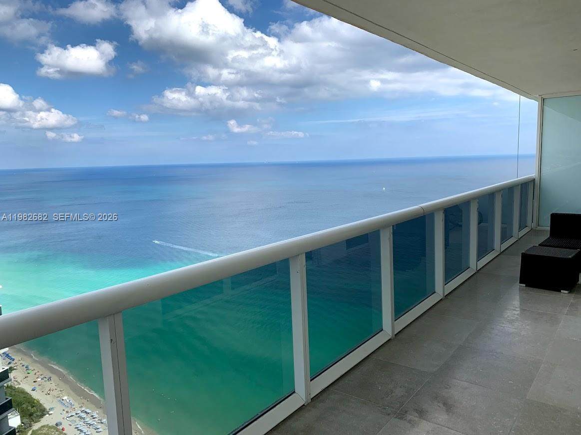 1830 Ocean Dr - Photo 1