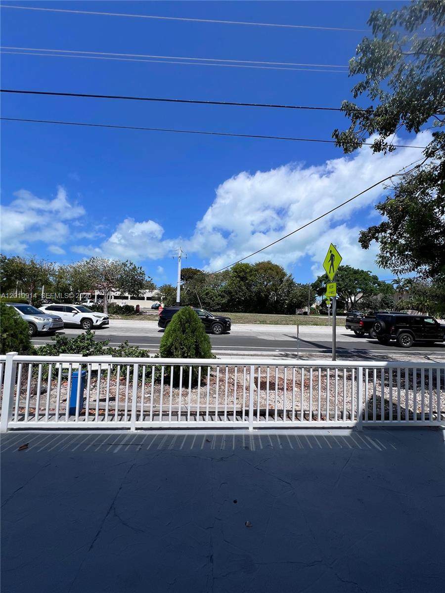 https://bt-photos.global.ssl.fastly.net/miami/orig_boomver_4_A12010914-2.jpg