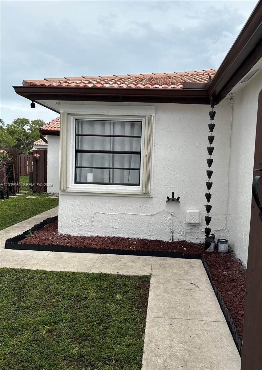https://bt-photos.global.ssl.fastly.net/miami/orig_boomver_4_A12035969-2.jpg