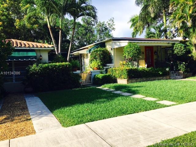 2555 Overbrook St - Photo 1