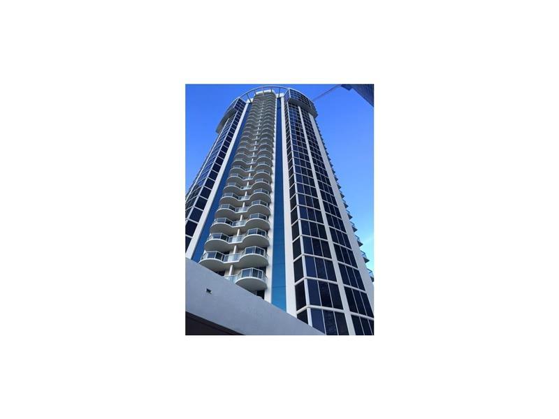 18671 Collins Ave - Photo 1