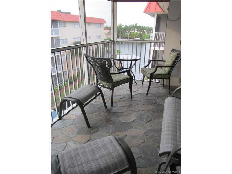 2081 Ocean Dr - Photo 1