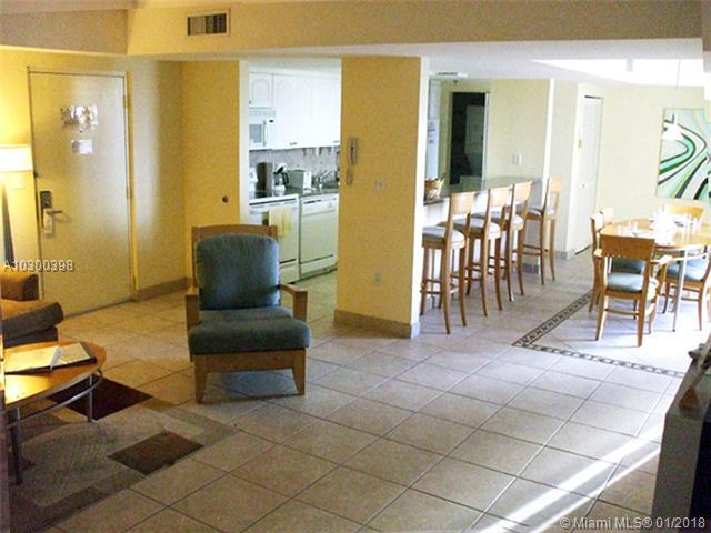 3162 Commodore Plz - Photo 1