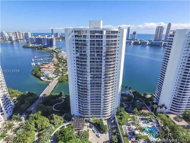 4000 Island Blvd - Photo 1