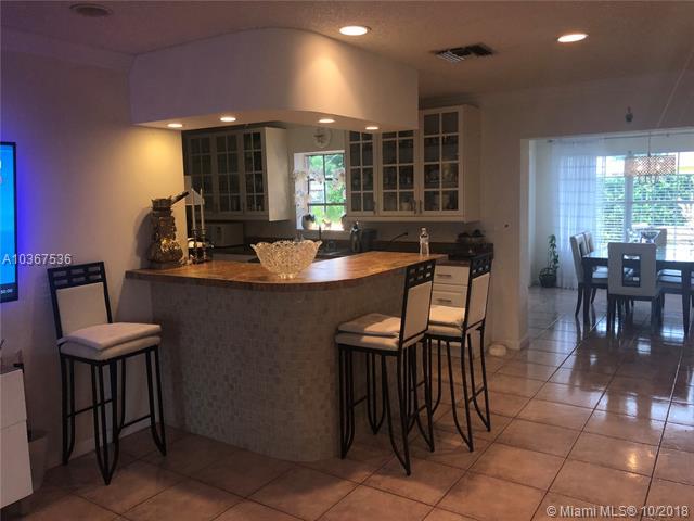1109 2nd St - Photo 1