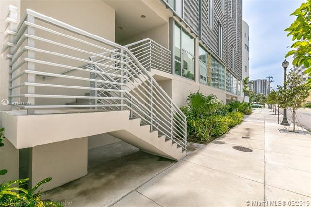 2900 7 Ave - Photo 1