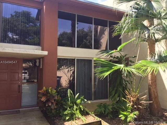 7629 105 Ave - Photo 1
