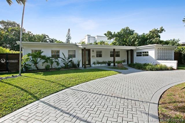 1820 Alamanda Dr - Photo 1