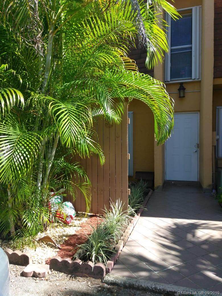 506 107th Ave - Photo 1