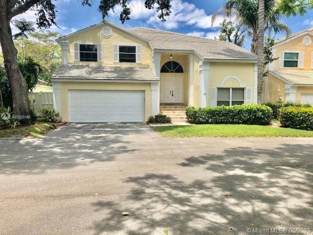 9953 2nd Ct - Photo 1