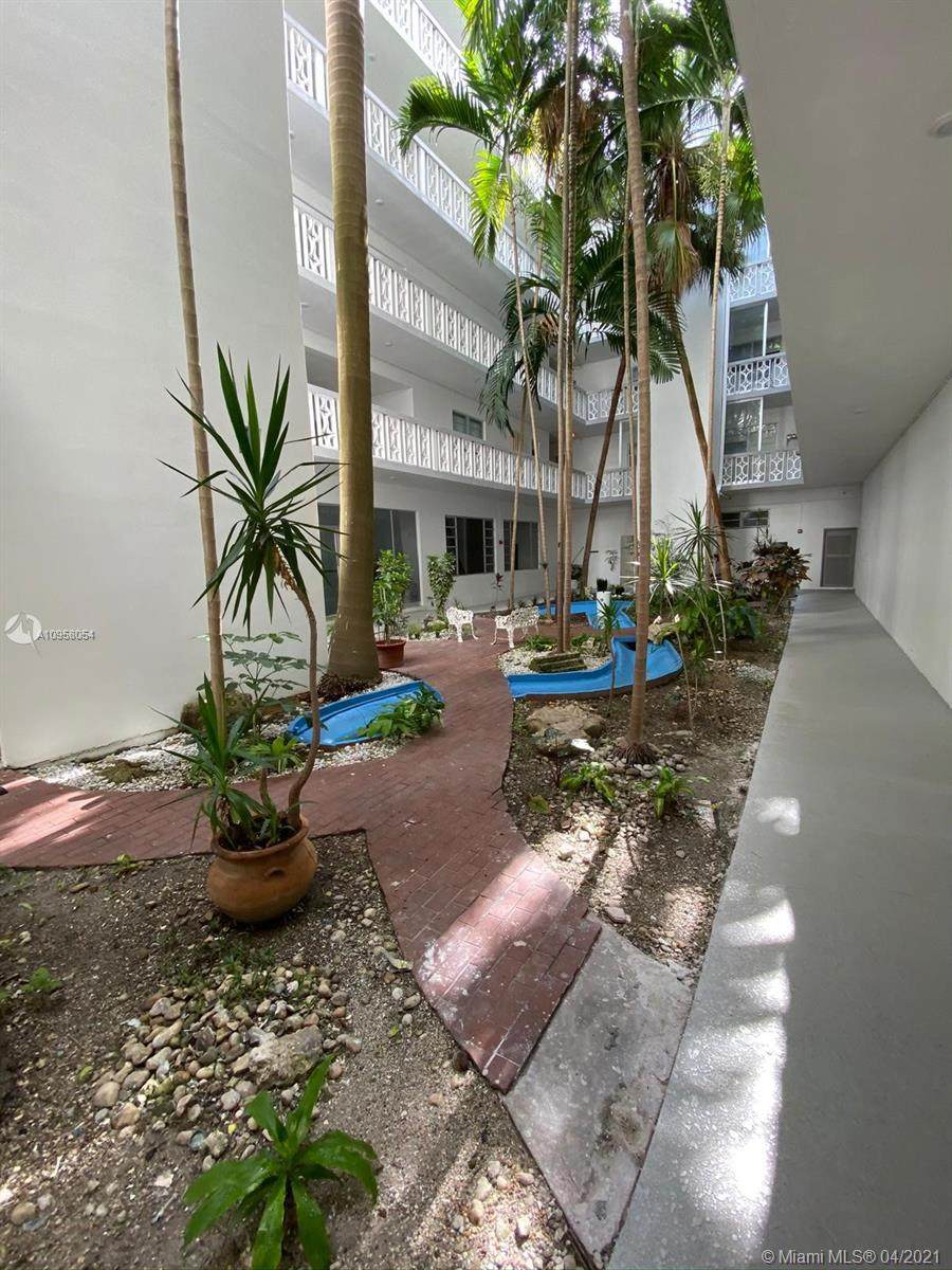 9700 Bay Harbor Dr - Photo 1