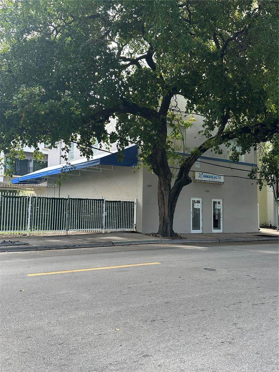 1525-27 3rd Ave - Photo 1