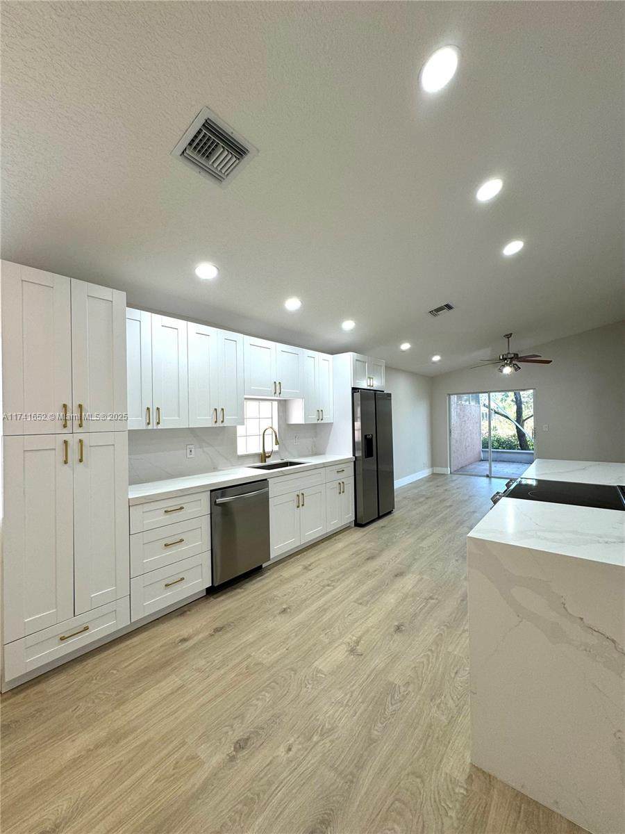 7633 Trapani Ln - Photo 1