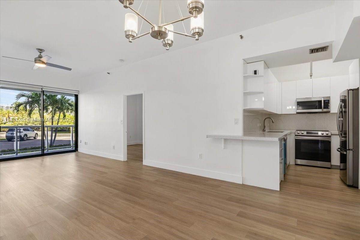 20505 Country Club Dr - Photo 1