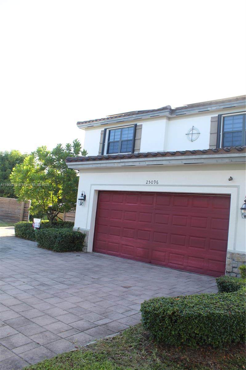 25096 118th Ave - Photo 1