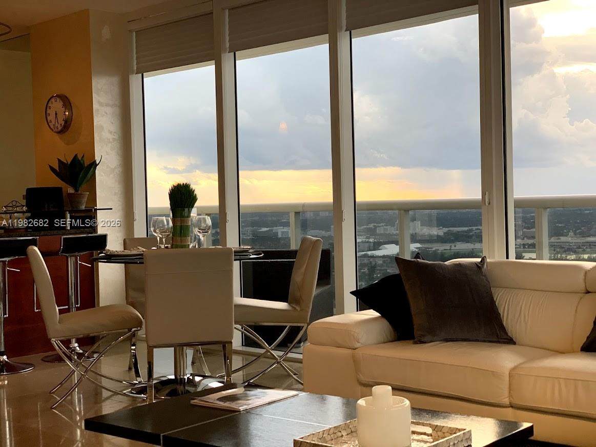 https://bt-photos.global.ssl.fastly.net/miami/1280_boomver_5_A11982682-2.jpg