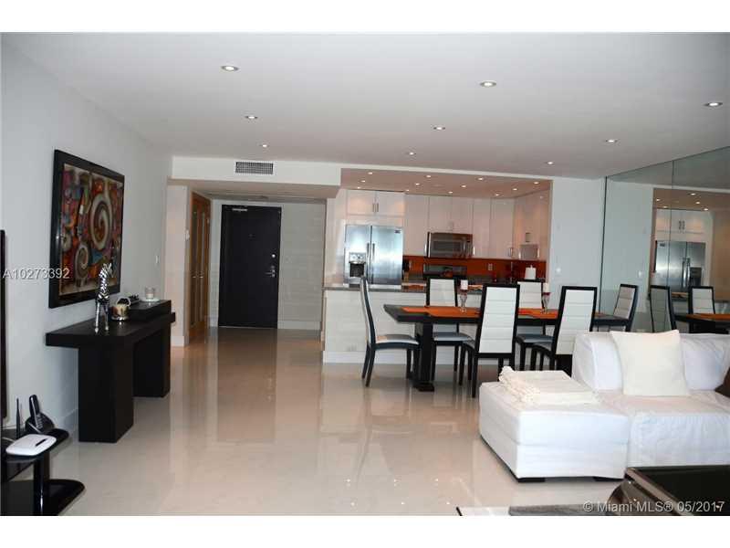 2301 Collins Ave - Photo 1