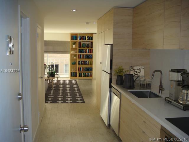 221 Meridian Ave - Photo 1