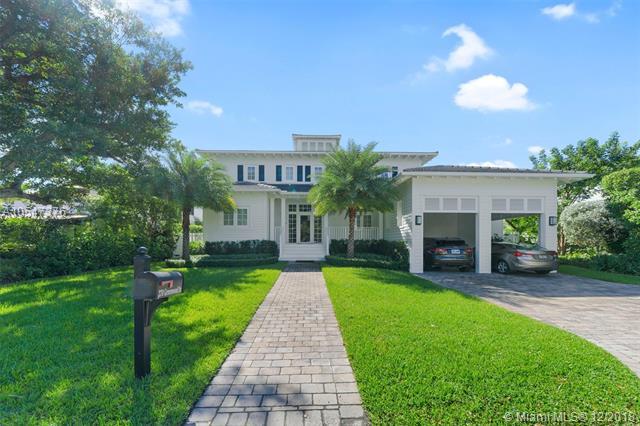270 Greenwood Dr - Photo 1