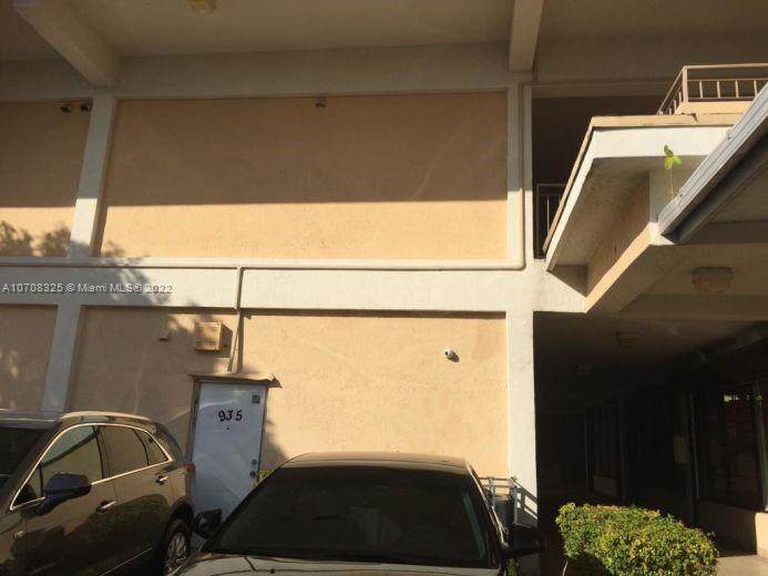 935 122nd Ave - Photo 1