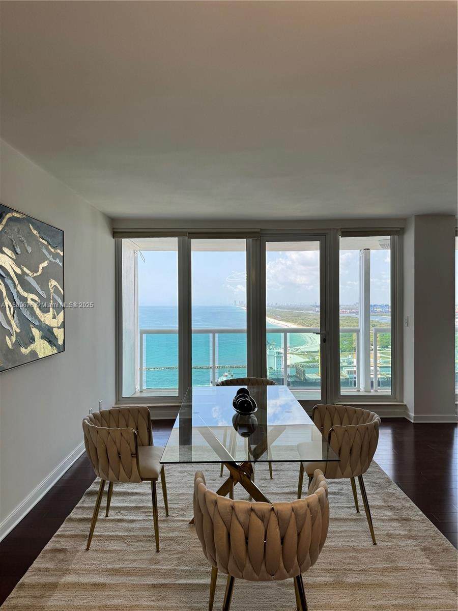 https://bt-photos.global.ssl.fastly.net/miami/orig_boomver_5_A11580670-2.jpg
