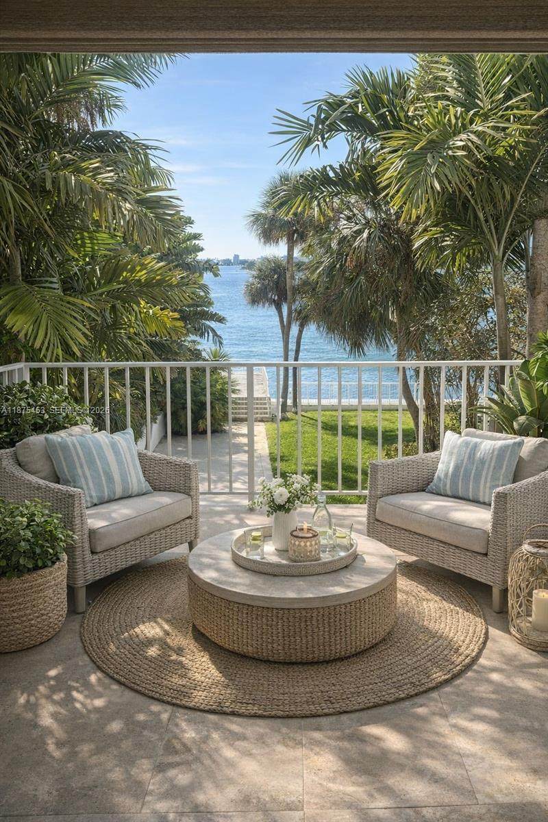 500 Bayview Dr - Photo 1