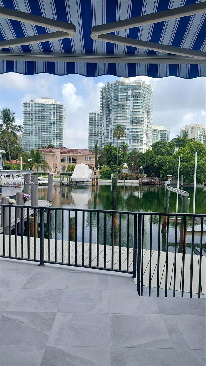 https://bt-photos.global.ssl.fastly.net/miami/1280_boomver_6_A11909821-2.jpg