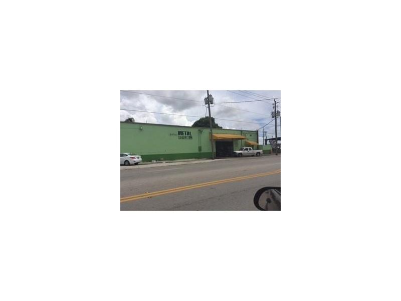 2601 32nd Ave - Photo 1