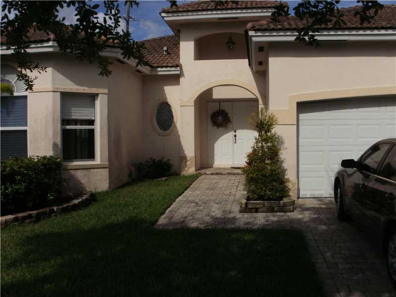2230 SE 16th Ave, Homestead, FL 33035 (MLS #A10155795) :: United Realty Group