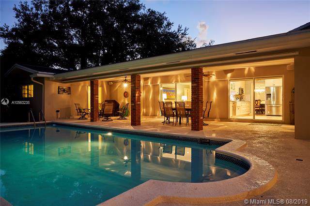 11905 73 Ave - Photo 1