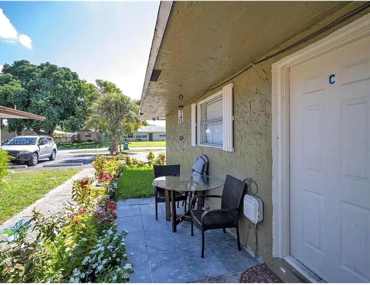581 Kathy Ln - Photo 1