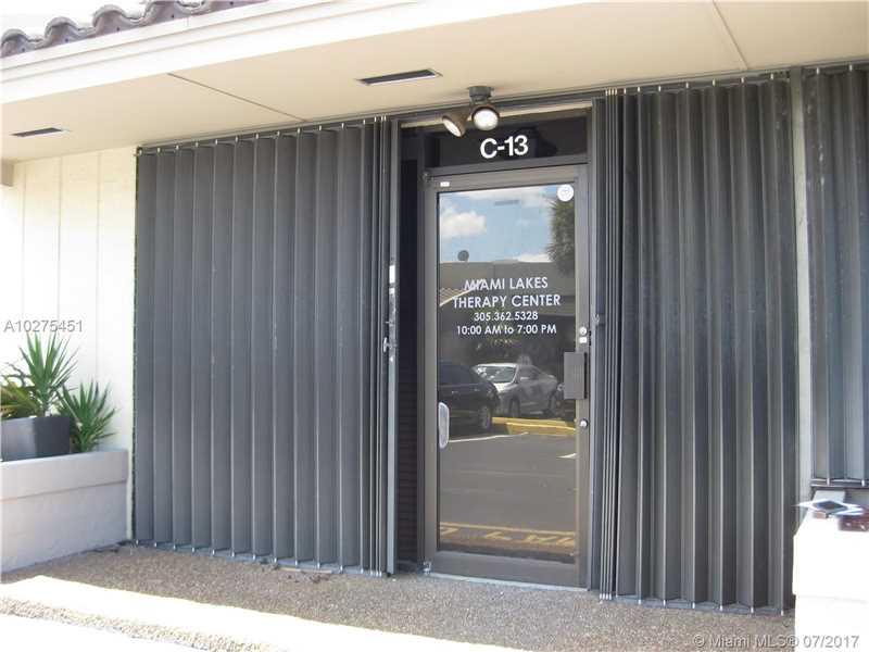 6073 167th St - Photo 1