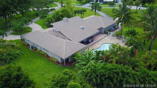 9341 44th Pl - Photo 1