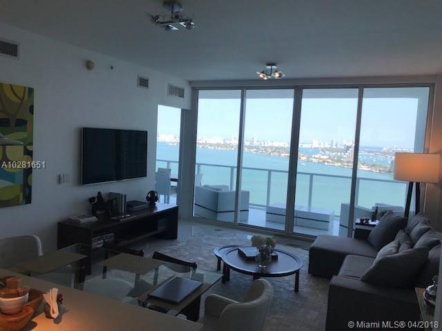 2020 Bayshore Dr - Photo 1