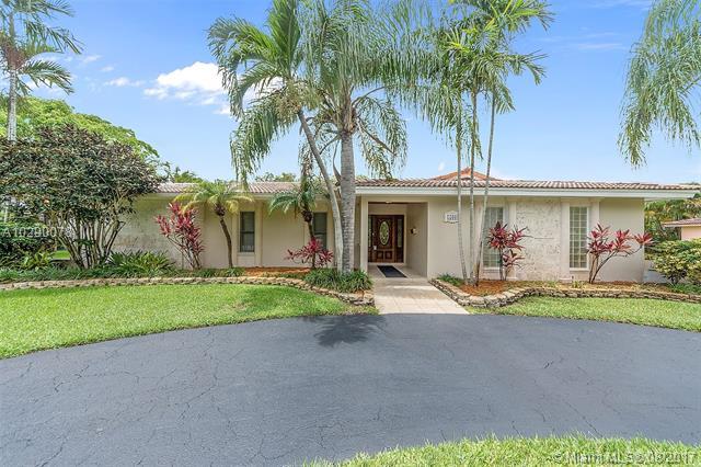15660 75 Ave - Photo 1