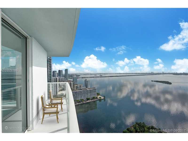 1900 Bayshore Dr - Photo 1