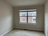13113 Woodridge Circle - Photo 11