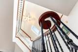 810 Cottageview Drive - Photo 15