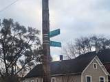 1408 Lansing - Photo 2