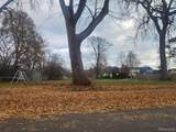 1408 Lansing - Photo 3