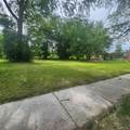 877 Manistique Street - Photo 5