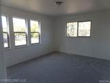 4572 Forest Avenue - Photo 18