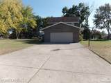 4572 Forest Avenue - Photo 5
