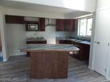 4572 Forest Avenue - Photo 9