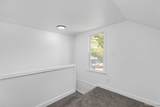 17877 Rowe Street - Photo 14