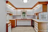 2488 Broadway Avenue - Photo 10