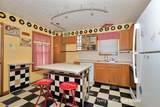 528 Woodlawn Street - Photo 5