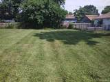 8275 Cadillac Avenue - Photo 4